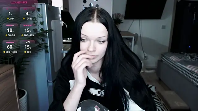 Snapshot of illililliilli chatting on 01-26-25, 12:43 illililliilli online show from 01-26-25, 12:43