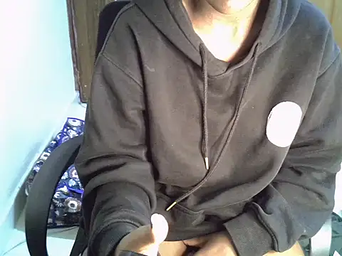 Snapshot of Caryyyl chatting on 03-09-26, 06:17 Caryyyl online show from 03-09-26, 06:17