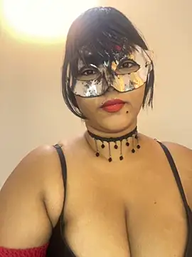 Snapshot of thushani24 chatting on 09-13-25, 06:02 thushani24 online show from 09-13-25, 06:02