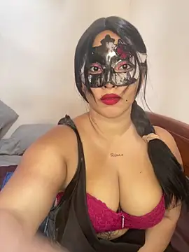 Snapshot of thushani24 chatting on 02-03-26, 07:35 thushani24 online show from 02-03-26, 07:35