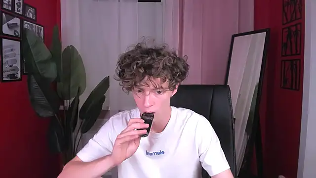 LukeSweet online show from 07-29-26, 02:59