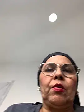 Snapshot of Nadia-melej chatting on 02-16-25, 08:11 Nadia-melej online show from 02-16-25, 08:11
