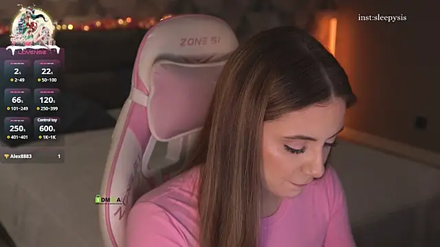 Snapshot of Sleepy_SIS chatting on 01-21-25, 04:16 Sleepy SIS online show from 01-21-25, 04:16