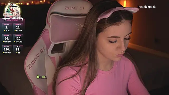 Snapshot of Sleepy_SIS chatting on 01-23-25, 04:15 Sleepy SIS online show from 01-23-25, 04:15