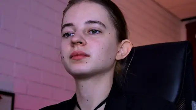 TinaDavil online show from 02-08-26, 01:14