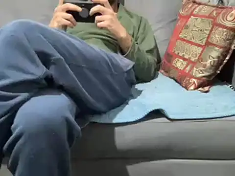 4small4inchlol online show from 12-11-24, 07:03