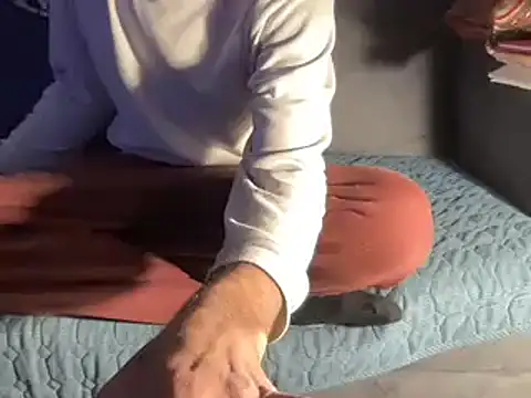 4small4inchlol online show from 01-04-25, 12:59