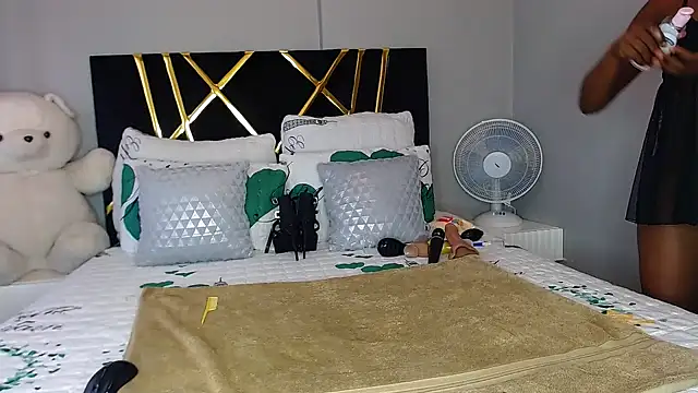 MissBigNipples online show from 02-21-25, 05:35