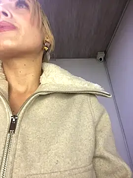 alicev kitty online show from 10-22-25, 12:49