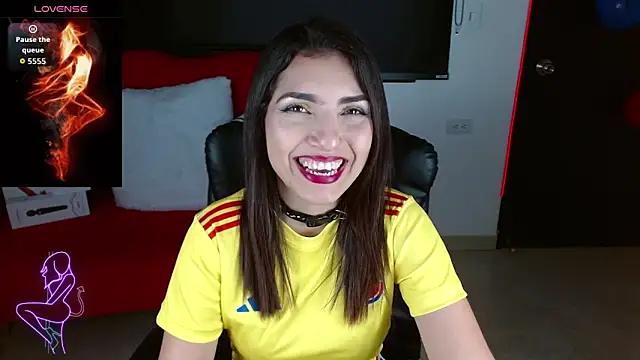 Carolaine69  online show from 09-09-25, 01:21