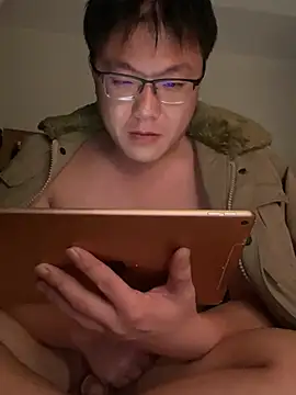 Snapshot of YoY-man chatting on 01-04-25, 05:16 YoY-man online show from 01-04-25, 05:16