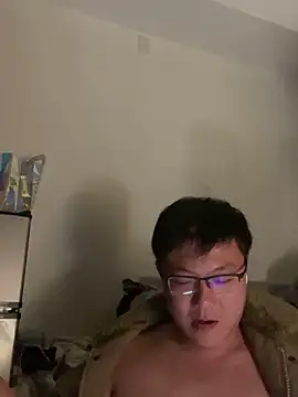 Snapshot of YoY-man chatting on 01-05-25, 04:59 YoY-man online show from 01-05-25, 04:59