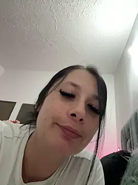 Snapshot of Libia_James chatting on 03-11-26, 01:22 Libia James online show from 03-11-26, 01:22