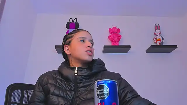 Snapshot of Gangster_Girl chatting on 03-03-25, 05:42 Gangster Girl online show from 03-03-25, 05:42