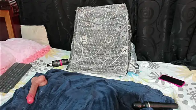 Snapshot of Rachel_Dubois chatting on 01-03-25, 12:54 Rachel Dubois online show from 01-03-25, 12:54