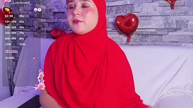 Snapshot of SamiQuest chatting on 02-14-25, 04:04 SamiQuest online show from 02-14-25, 04:04