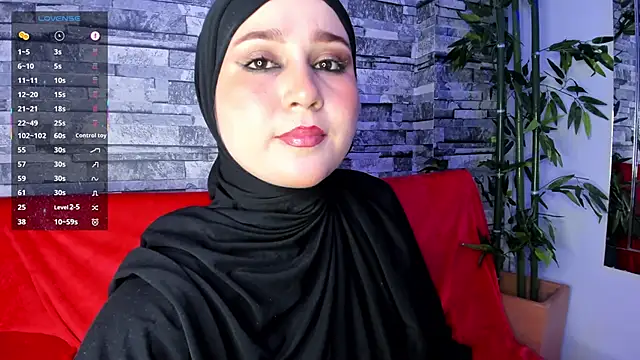 Snapshot of SamiQuest chatting on 03-08-25, 04:12 SamiQuest online show from 03-08-25, 04:12