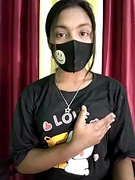 Snapshot of Myra-sen chatting on 02-25-25, 04:14 Myra-sen online show from 02-25-25, 04:14