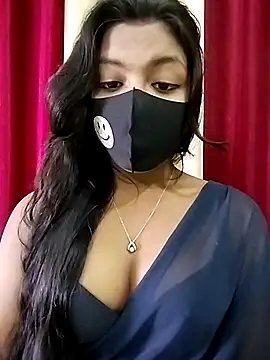 Snapshot of Myra-sen chatting on 12-15-25, 03:55 Myra-sen online show from 12-15-25, 03:55