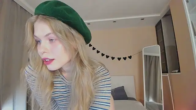 Snapshot of ass_latte chatting on 11-06-25, 04:57 ass latte online show from 11-06-25, 04:57