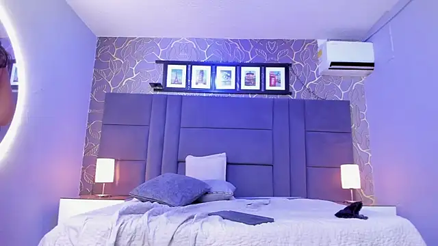 Snapshot of samyriverss chatting on 03-18-25, 03:20 samyriverss online show from 03-18-25, 03:20