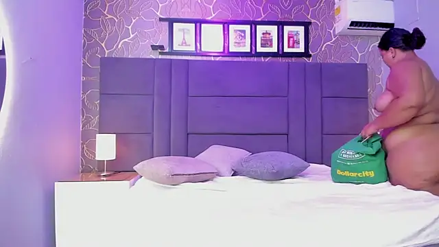 Snapshot of samyriverss chatting on 09-26-25, 07:18 samyriverss online show from 09-26-25, 07:18