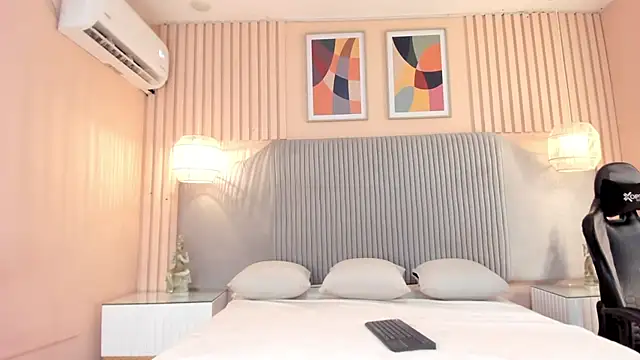 Snapshot of samyriverss chatting on 11-14-25, 10:47 samyriverss online show from 11-14-25, 10:47