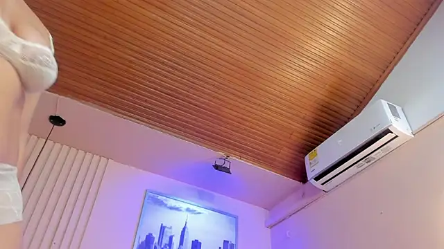 viiolett lee online show from 03-11-25, 08:53