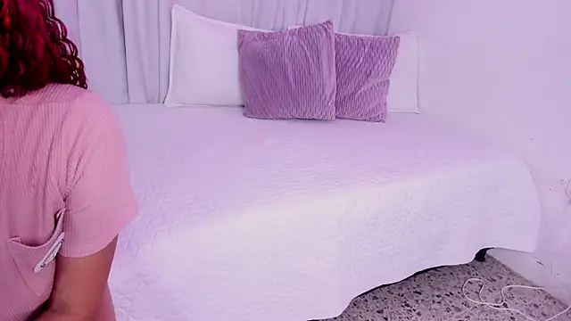 Snapshot of susyy7 chatting on 11-07-25, 07:36 susyy7 online show from 11-07-25, 07:36