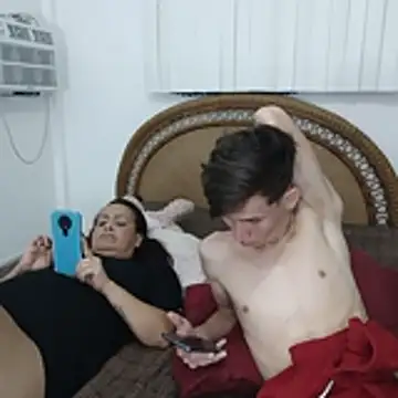 Milfvalesk online show from 12-05-25, 06:11