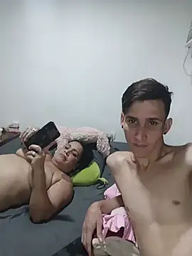 Milfvalesk online show from 07-17-26, 12:06