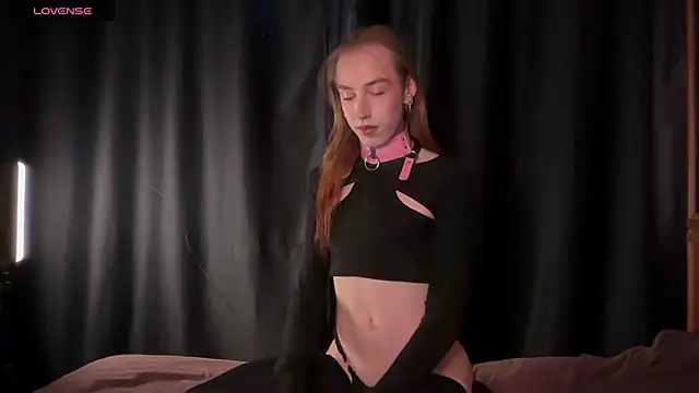 Avril Pearly  online show from 07-22-26, 10:40