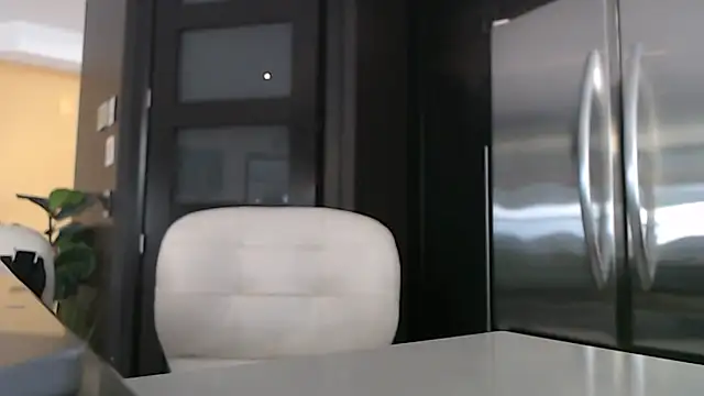 Toy-Daddy online show from 10-19-25, 08:09