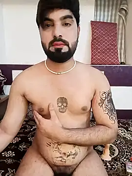 Snapshot of Chris_Strokes_69 chatting on 02-08-25, 08:21 Chris Strokes 69 online show from 02-08-25, 08:21