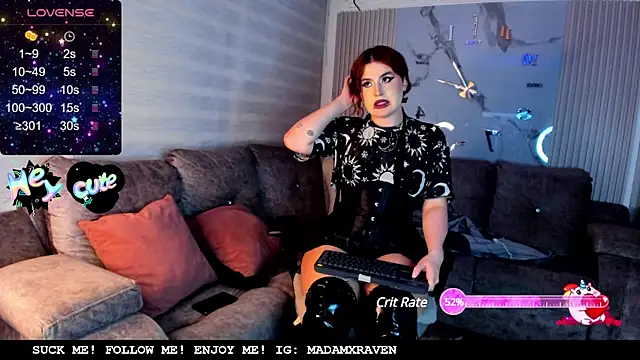 Snapshot of Madamxraven chatting on 03-13-25, 06:58 Madamxraven online show from 03-13-25, 06:58