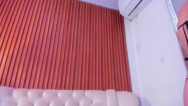 RosarioCruzz online show from 06-29-26, 04:51
