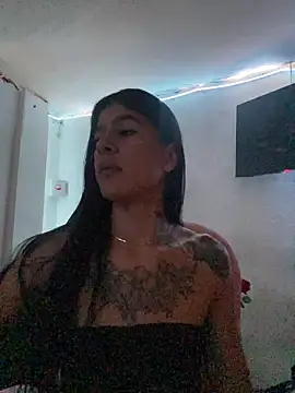 Snapshot of daniigarcia chatting on 12-21-25, 07:43 daniigarcia online show from 12-21-25, 07:43