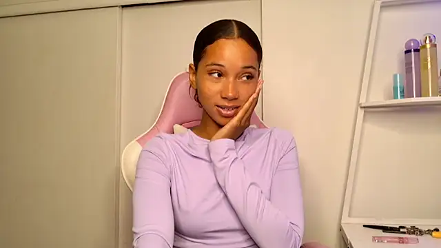 Snapshot of cedaya444 chatting on 09-10-25, 04:12 cedaya444 online show from 09-10-25, 04:12