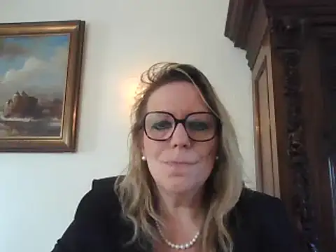 Snapshot of Silkesquirt chatting on 01-27-25, 11:11 Silkesquirt online show from 01-27-25, 11:11
