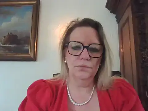 Snapshot of Silkesquirt chatting on 02-12-25, 12:01 Silkesquirt online show from 02-12-25, 12:01