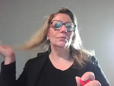 Snapshot of Silkesquirt chatting on 03-06-25, 07:47 Silkesquirt online show from 03-06-25, 07:47