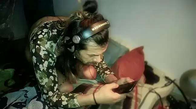 P4RtYBOII92 online show from 02-26-25, 04:24