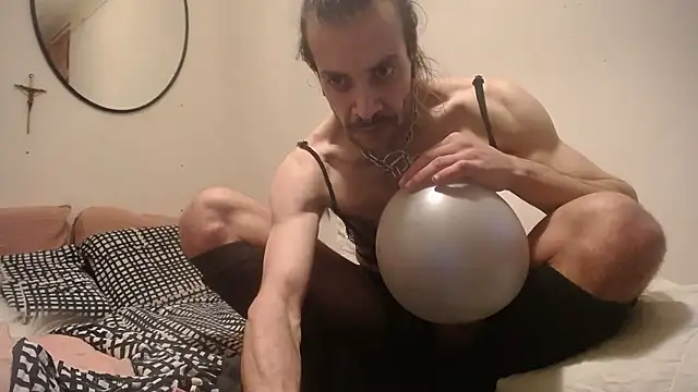 Snapshot of P4RtYBOII92 chatting on 01-14-26, 03:50 P4RtYBOII92 online show from 01-14-26, 03:50