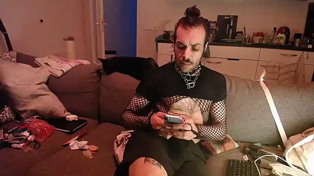 Snapshot of P4RtYBOII92 chatting on 01-31-26, 11:03 P4RtYBOII92 online show from 01-31-26, 11:03