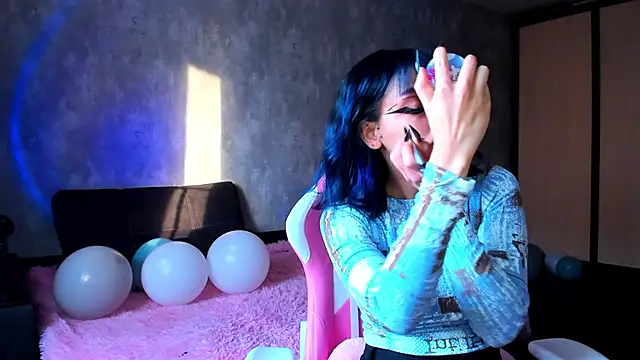 Asuna yuuki    online show from 12-18-24, 07:58