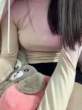 Snapshot of Vani_S2 chatting on 01-11-25, 04:36 Vani S2 online show from 01-11-25, 04:36