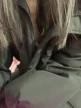 Snapshot of Vani_S2 chatting on 02-18-25, 06:59 Vani S2 online show from 02-18-25, 06:59