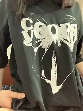 Snapshot of Vani_S2 chatting on 03-03-25, 03:20 Vani S2 online show from 03-03-25, 03:20