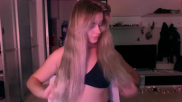 Eva Jaya online show from 09-27-25, 01:05