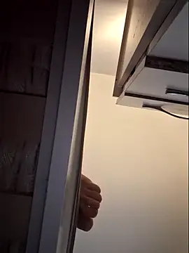 steb1980 online show from 10-18-25, 04:15